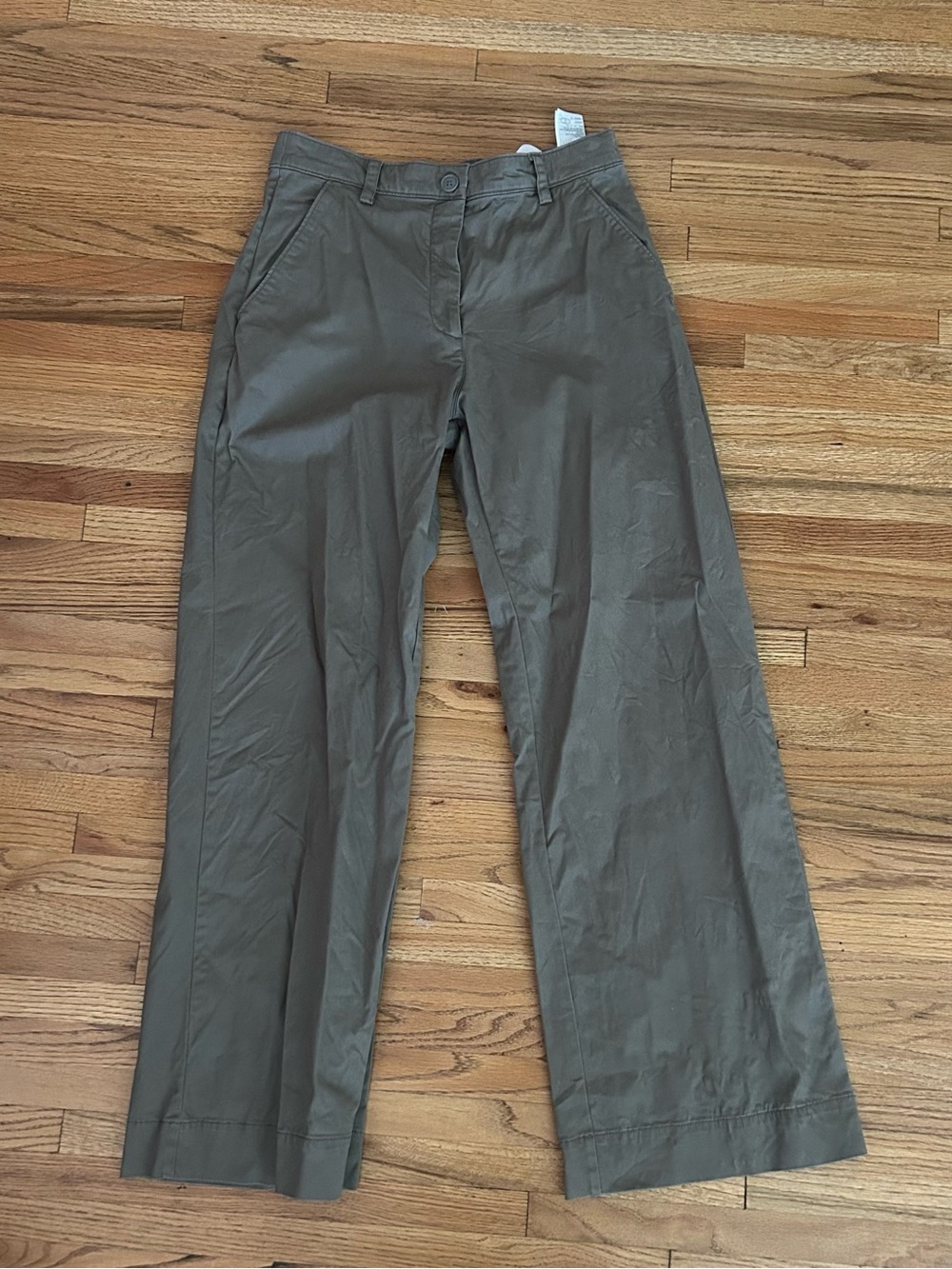 Abercrombie & Fitch women’s Chino Pants